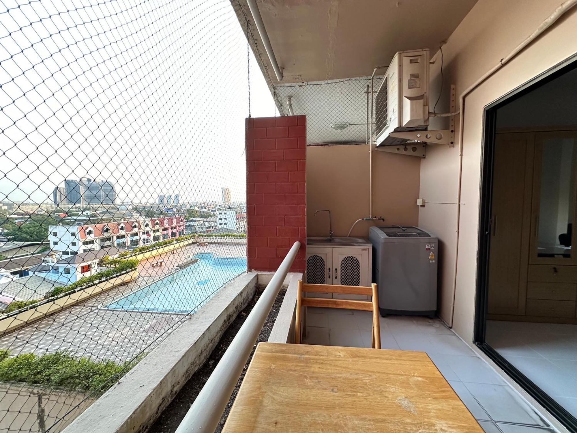 Country Complex Bangna Aparthotel Bangkok Kültér fotó